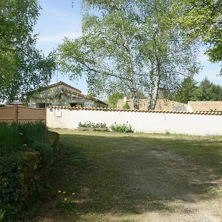 Chezphoenixette Nieuil